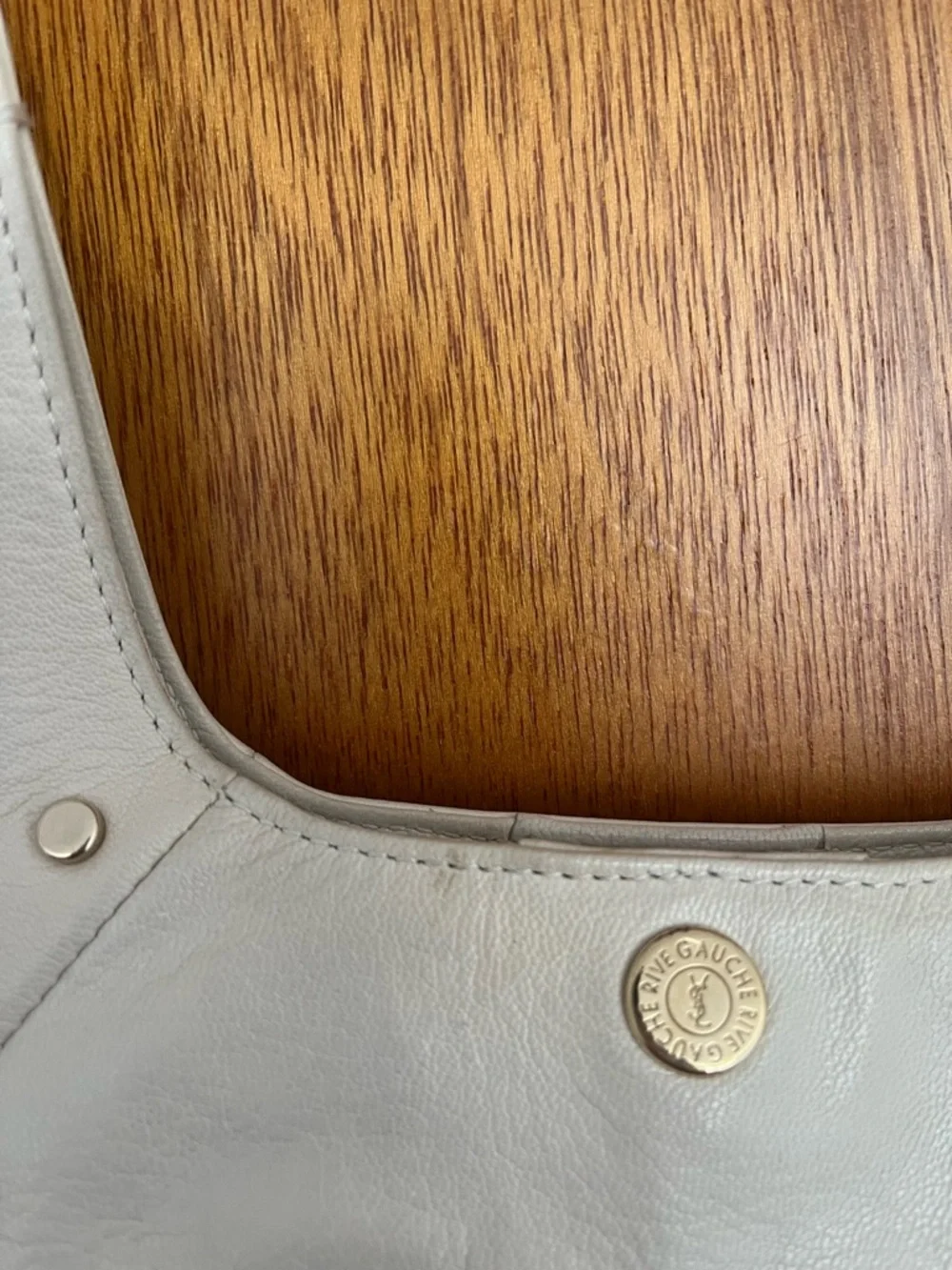 Yves Saint Laurent Mombasa Cream Leather Shoulder Bag with Ivory Handles - Picture 11 of 14